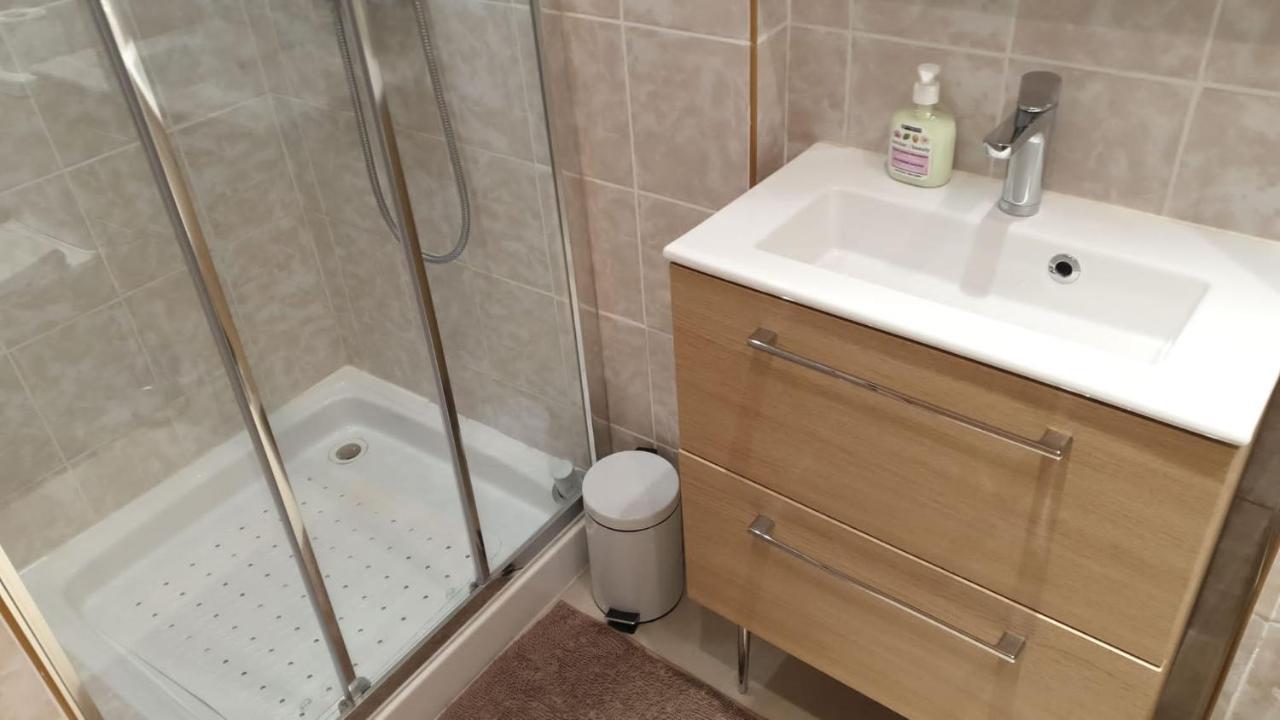 Gare De Monaco Apartment Бюсолей Екстериор снимка